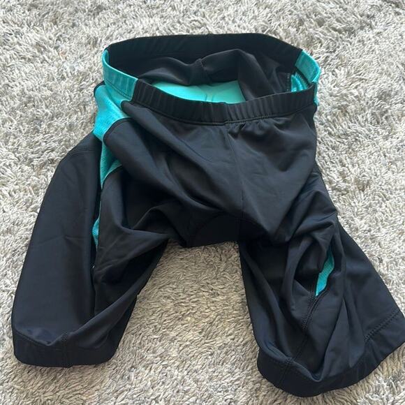 Belroy Woman’s Cycling Shorts with Seat Cushion Size Medium - Picture 5 of 7